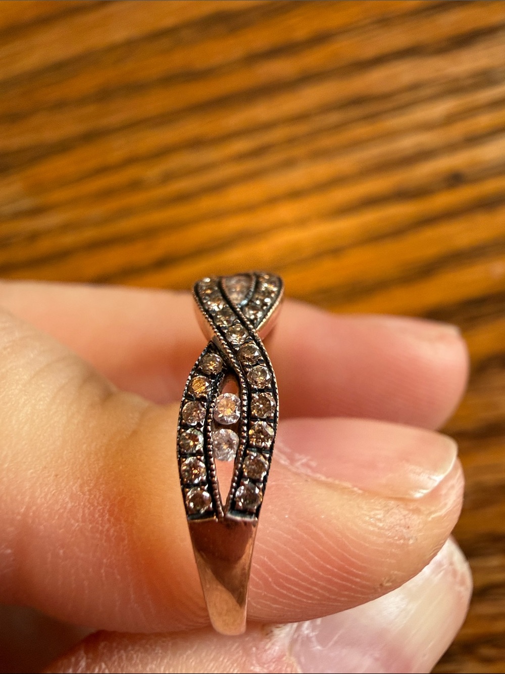 Le Vian Twisted Small Diamond Ring 10k Gold - Picture 4 of 5
